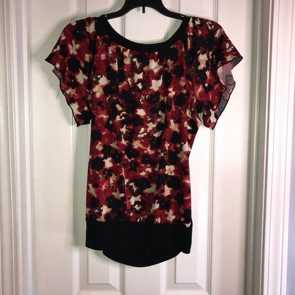 Wrapper Red and Black Scoop Neck Blouse - Picture 5 of 7